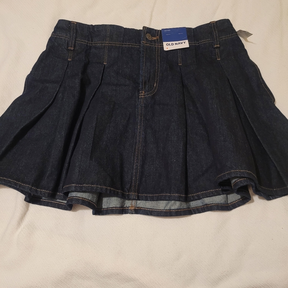 Old Navy Dark Wash Denim Skirt